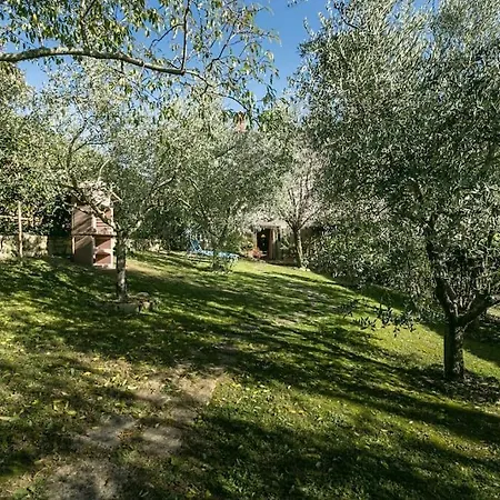 Tuscan Style Apartment, Shared Pool *